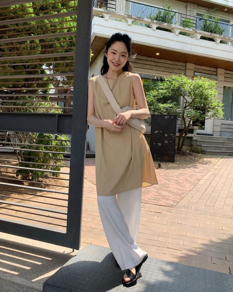 This Pretty Blogger Show Us How To Style As Mamba, Cake, And Earth Tones For The Daily Outfit