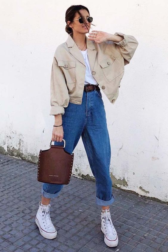 Thrifting Tips And Tricks To Get The Most Stylish 90’s Look