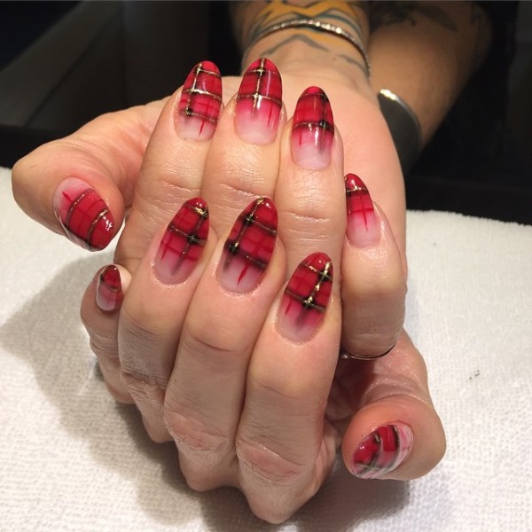 @heynicenails