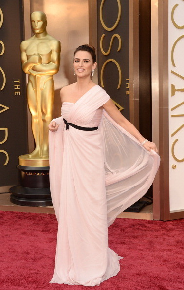 Penelope Cruz in Giambattista Valli Haute Couture Penelope Cruz in Giambattista Valli Haute Couture