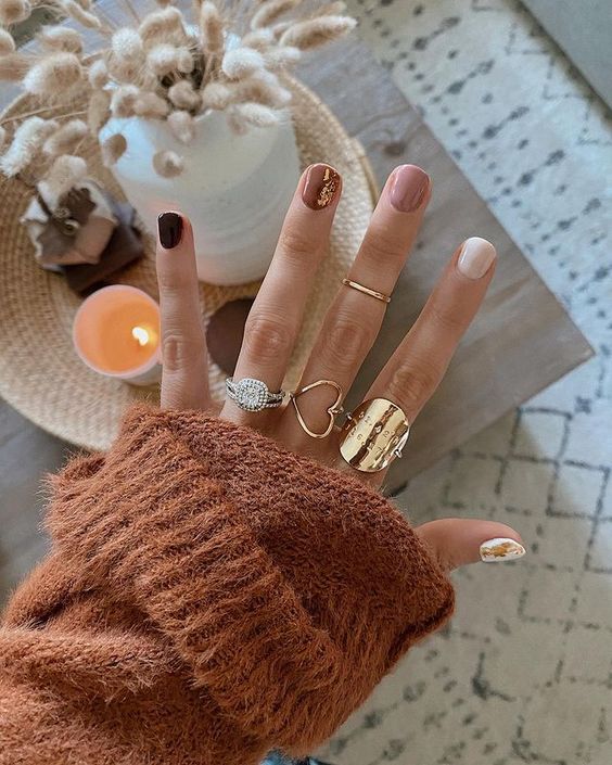 How To Combine Neutral Nail Designs With Jewelry This Fall