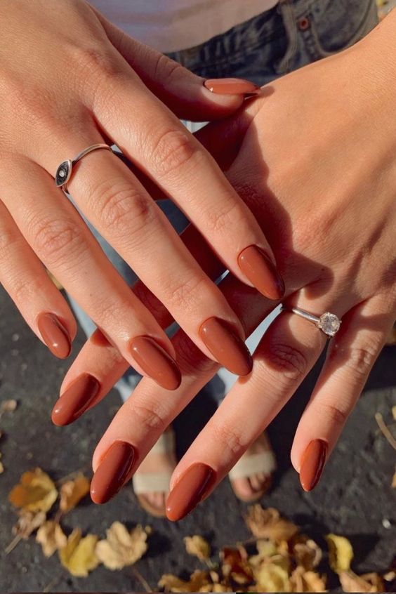 How To Combine Neutral Nail Designs With Jewelry This Fall