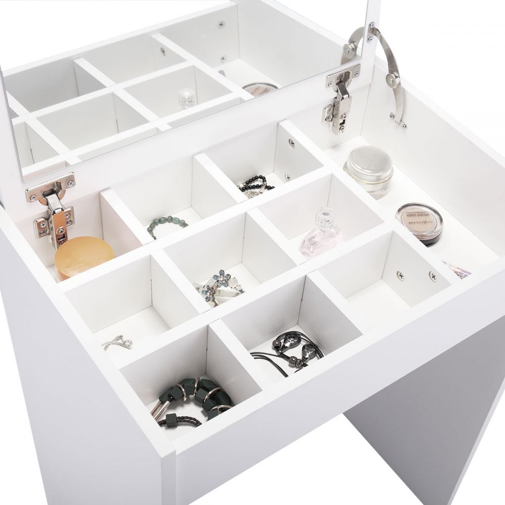 How To Choose The Best Makeup Vanity Table For Small Room