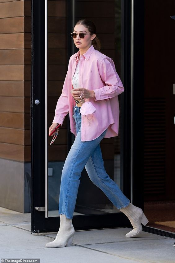 How To Style Oversized Shirt For Spring Trend 2022