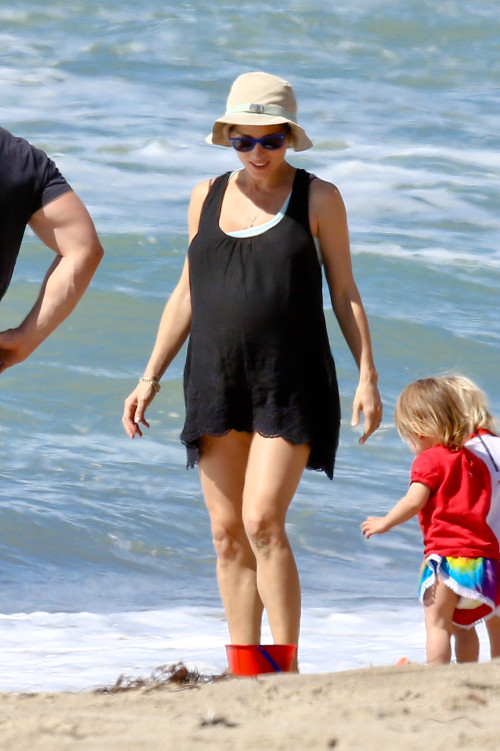 Elsa Pataky with daughter India Rose