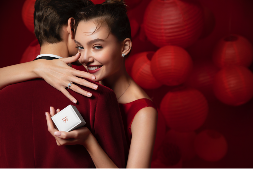 In Which Finger to Wear Engagement Ring for Female?