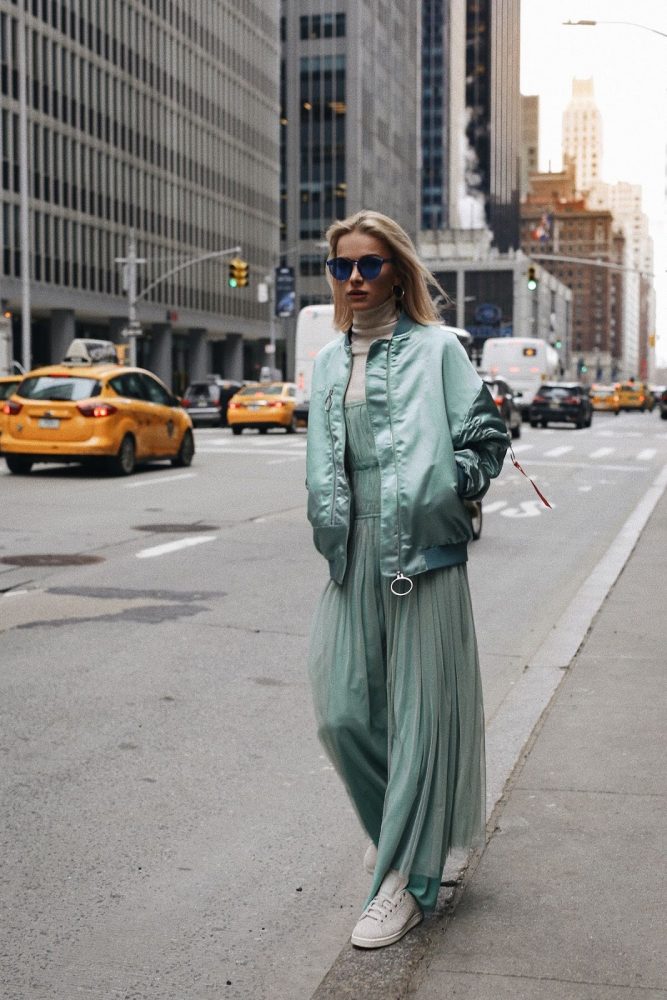 Women Bomber Jacket: A Quiet Achiever on the Women Fashion Circuit