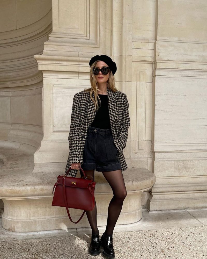How To Style Minimalist Outfit With Trendy Sunglasses