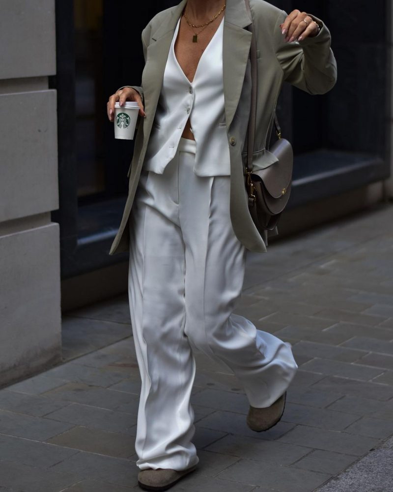 Fall Fashion 2022: Chic Ways To Style Waistcoat For Women